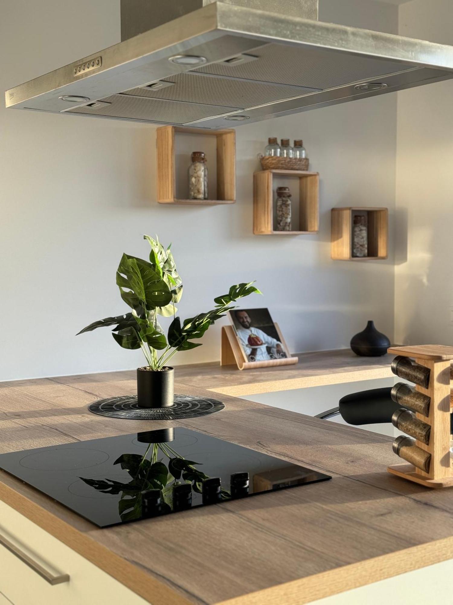 Appartamento Liege Luxe & Jacuzzi Sous Les Etoiles Saint-Nicolas  Esterno foto