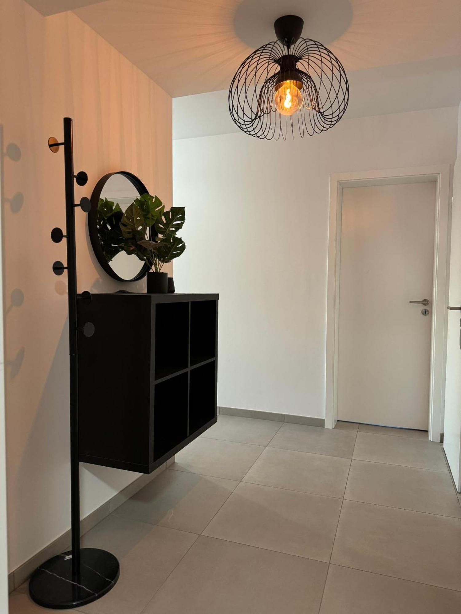 Appartamento Liege Luxe & Jacuzzi Sous Les Etoiles Saint-Nicolas  Esterno foto